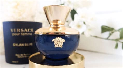 A Brief Guide to Versace Perfume: What You Need to Know.